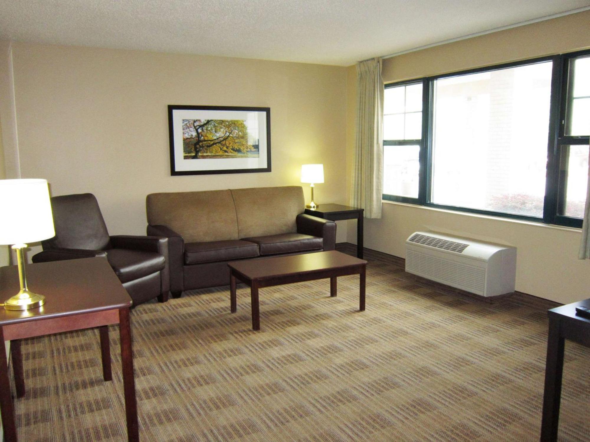Extended Stay America Select Suites - Hartford - Manchester Buitenkant foto
