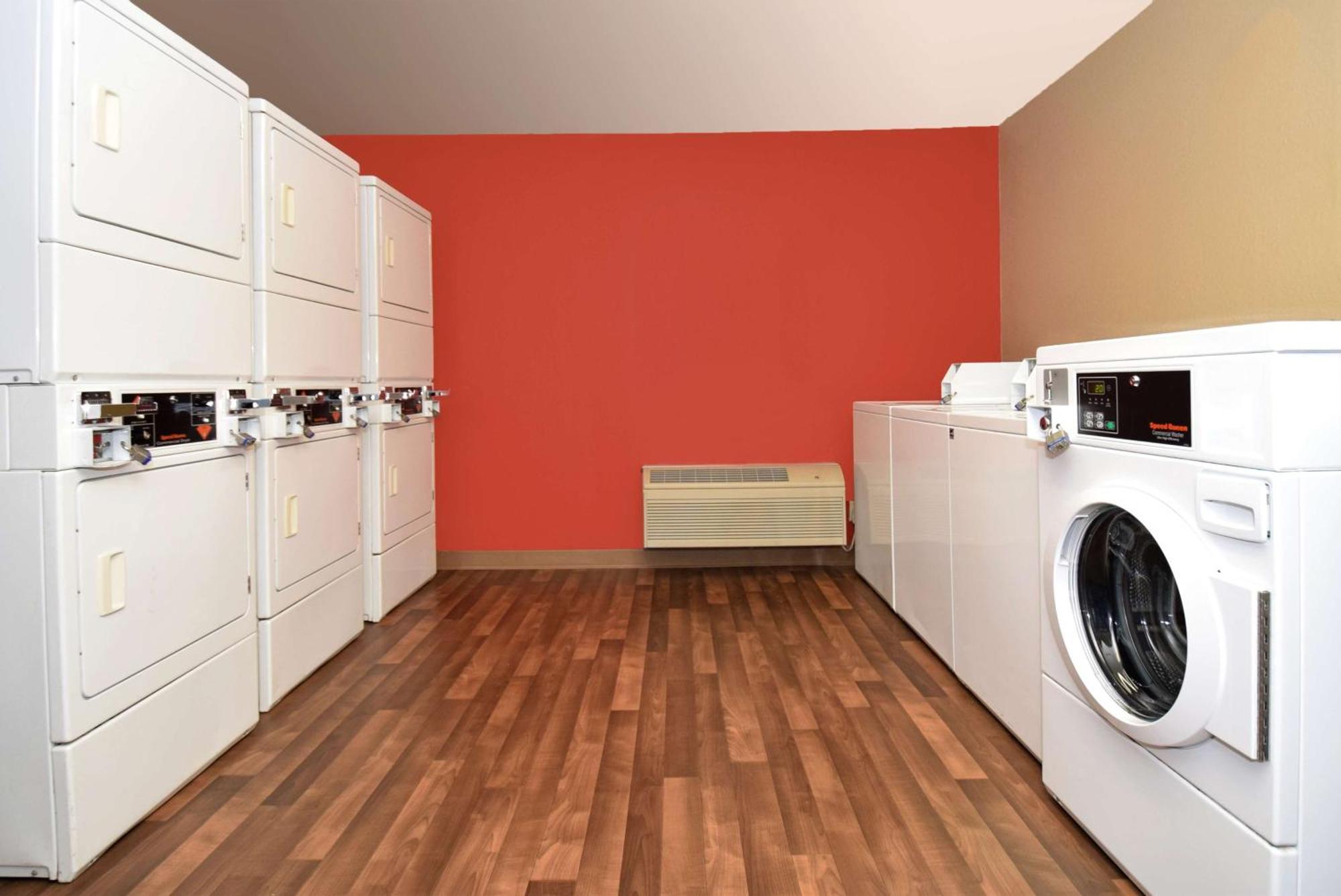 Extended Stay America Select Suites - Hartford - Manchester Buitenkant foto